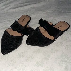 Torrid Black Sequenced Flats Sz 8.5W
